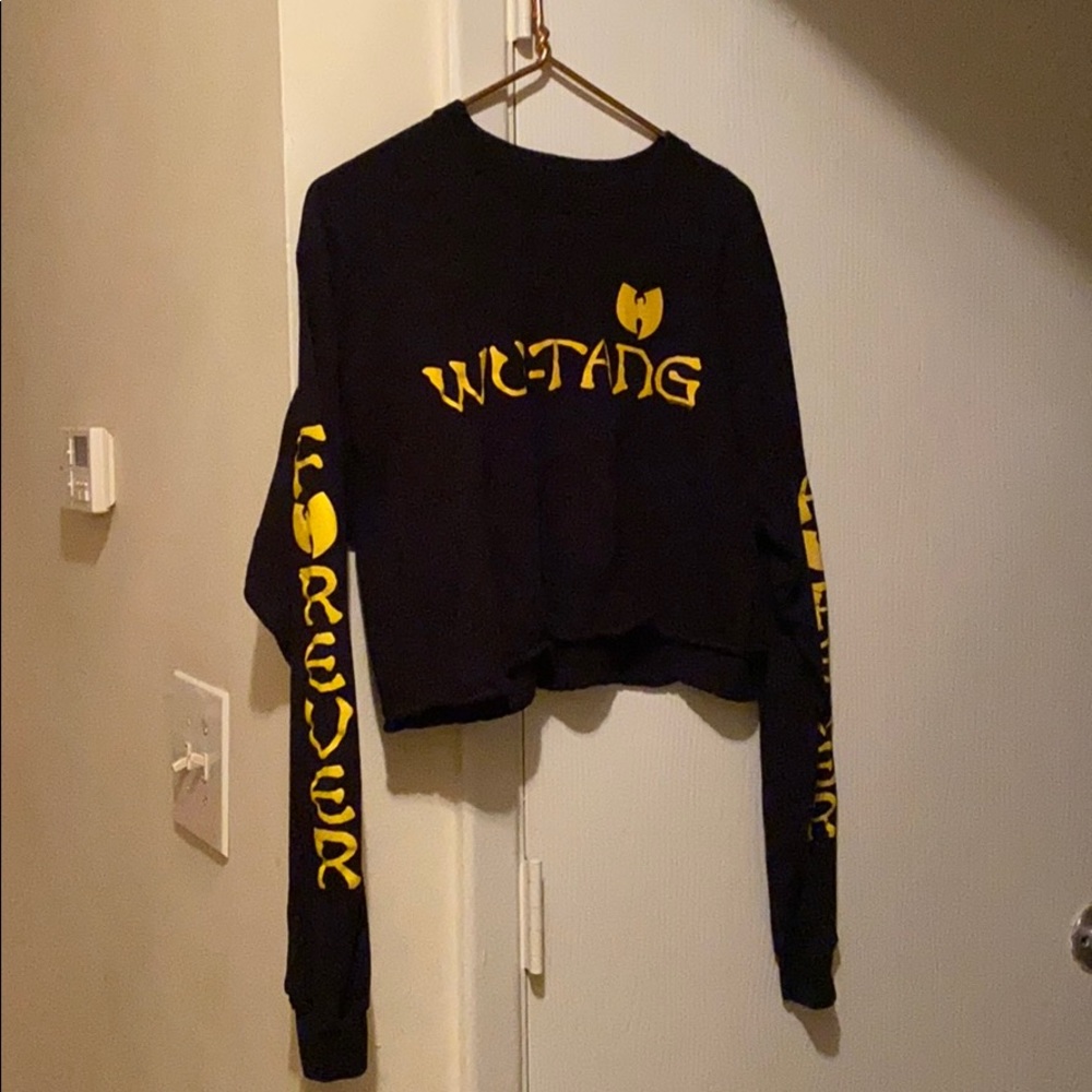 Wu-Tang Long Sleeve Crop Top